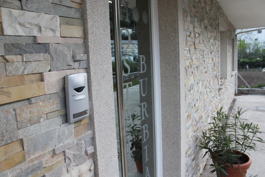 Hostal Burbia Villafranca Del Bierzo Exterior foto